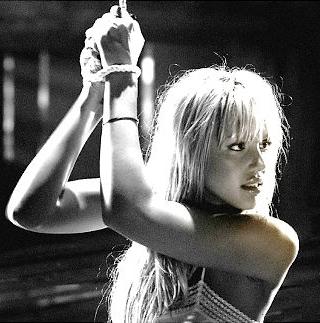 Jessica Alba in bondage in Sin City