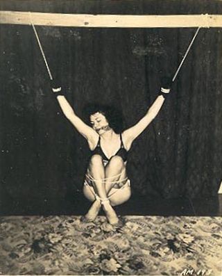 klaw suspension bondage